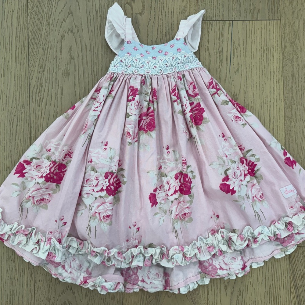 Sleeveless Sundress with adjustable Flutter Sleeves